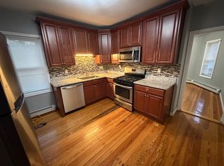 86 Edgemere Ave FLOOR 2, Providence, RI 02909