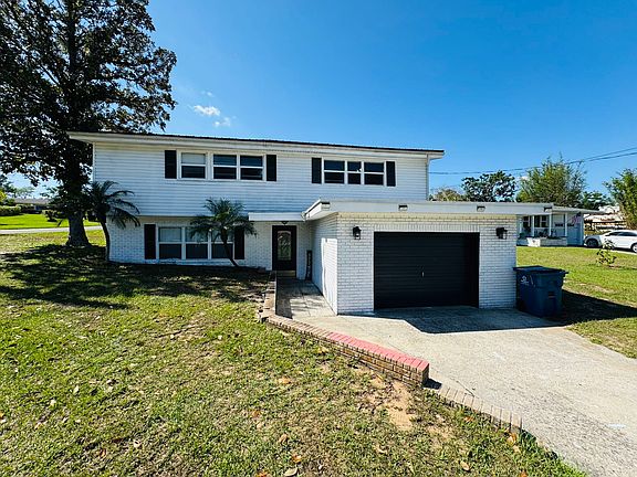 2nd image of 1072 Sunset Dr