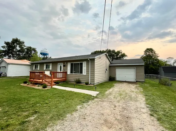 4681 Sunset St, Oscoda, MI 48750