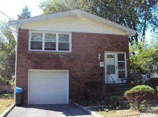 309 5th St, East Northport, NY 11731