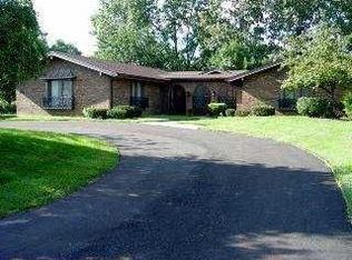 5420 Larchwood Ln, Toledo, OH 43614