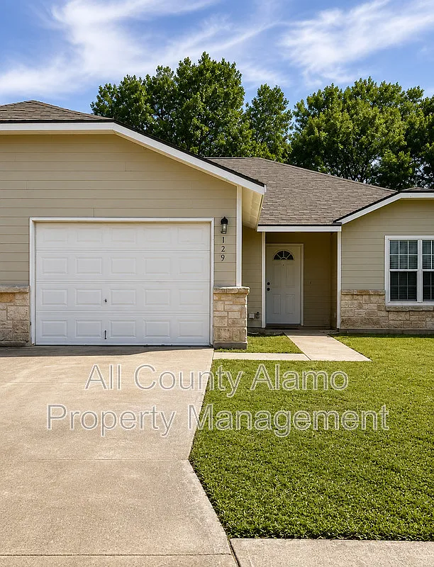 2 bed, 2.0 bath, 1100 sqft, $1,350 — Photo 3