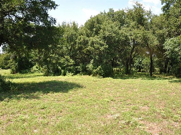 3rd image of 712 E Moore St Lot 2