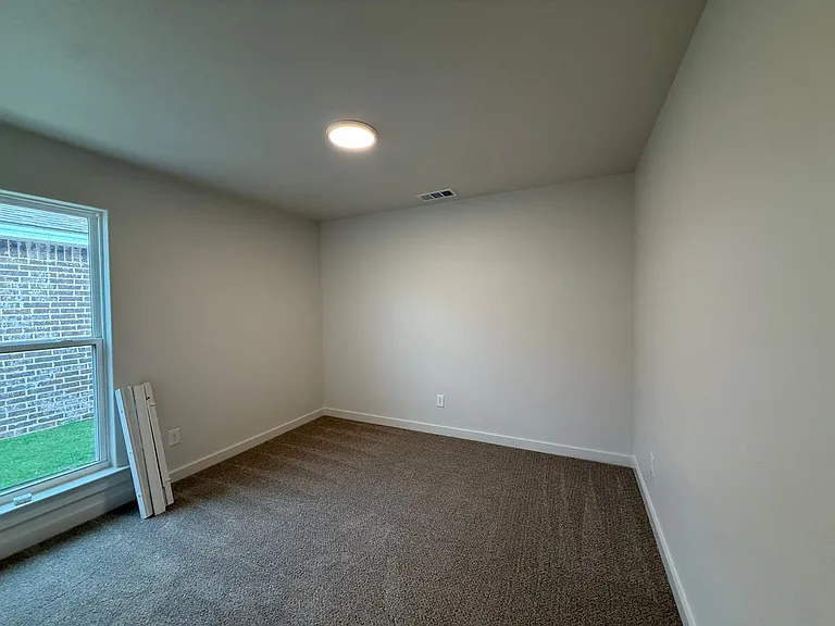 5518 Rice St — Photo 9