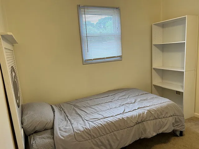 103 N 6th Ave #ROOMS FOR RENT — Photo 10