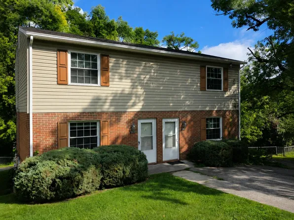 202 Marlou St, Vinton, VA 24179