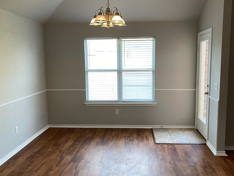 16413 Otter Dr — Photo 3