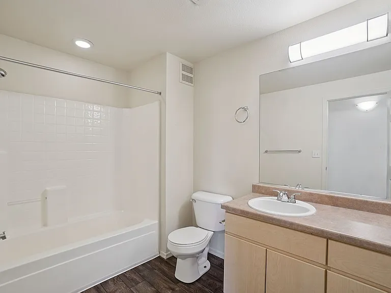 Allegro Apartments — Photo 15
