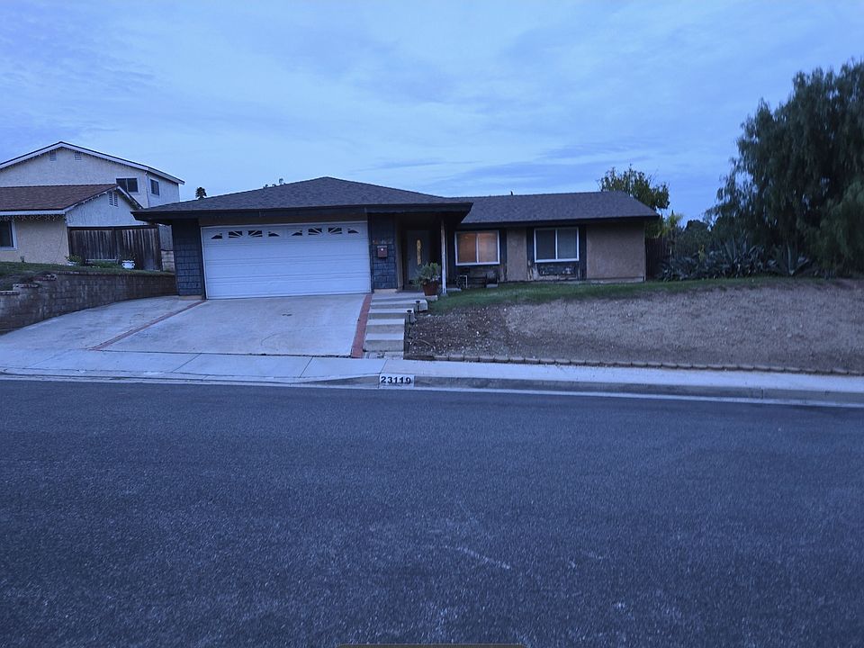 1st image of 23119 Cerca Dr