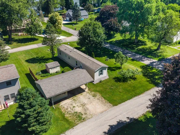 W8604 Buckley Blvd, Briggsville, WI 53920