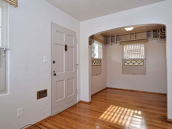 5th image of 4142 Utah St