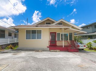 2521 Waolani Ave, Honolulu, HI 96817