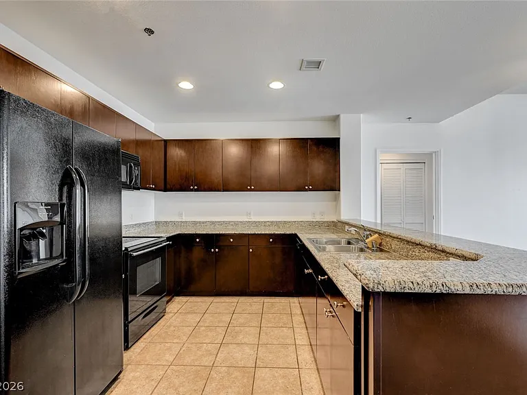 8255 Las Vegas Blvd S #715 — Photo 8