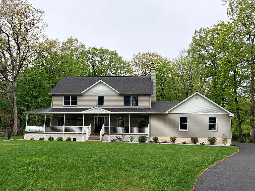 201 Hutchinson Rd - Property Image