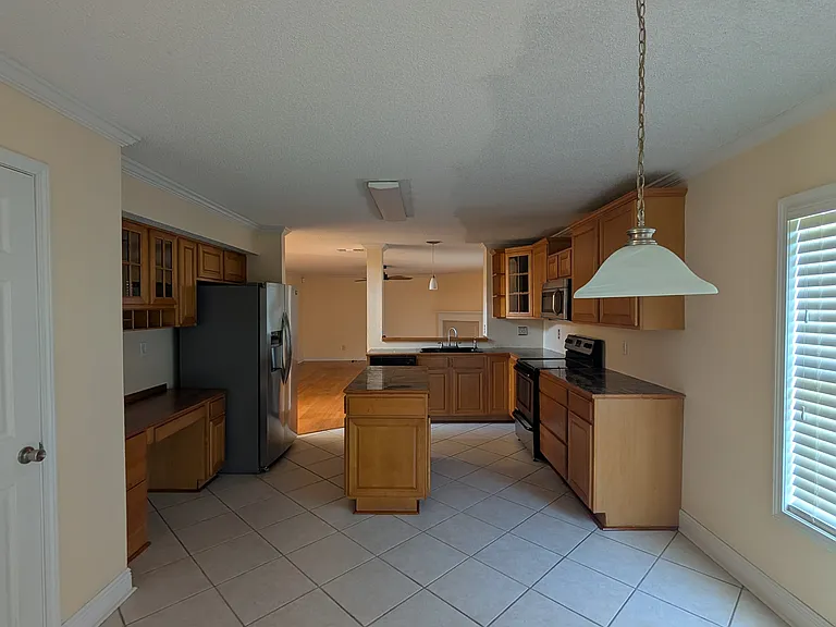 Full kitchen view