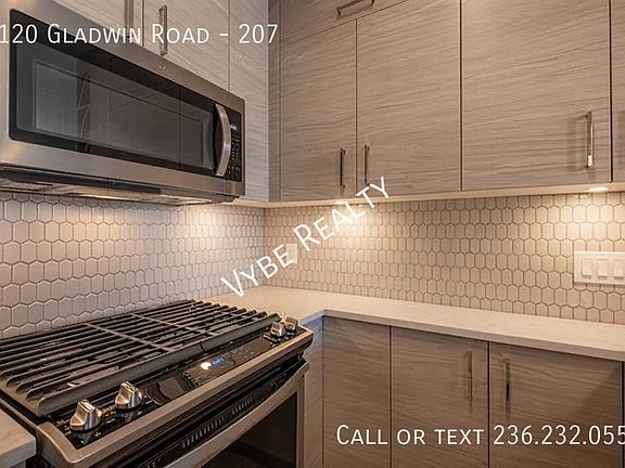 3rd image of 2120 Gladwin Rd #207