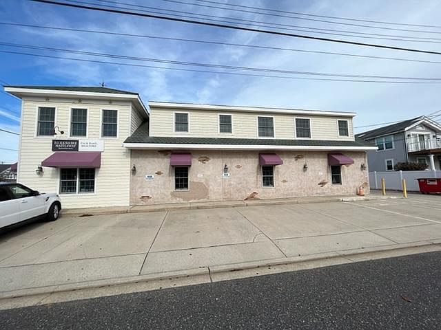 Second Floor Apt 2bed,2 bath