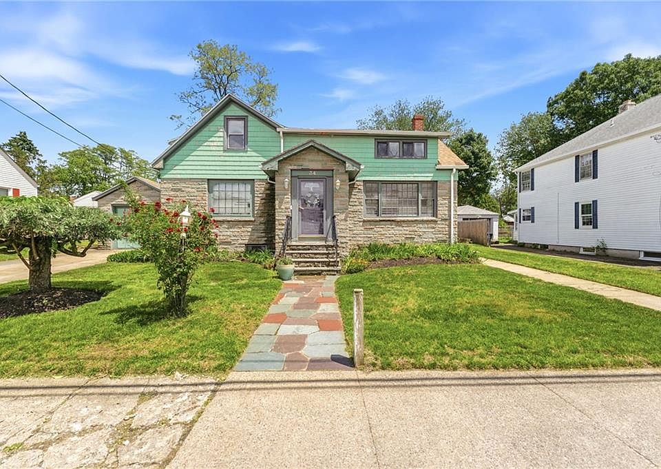 1st image of 34 Intervale Rd