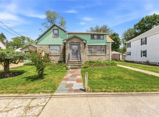 34 Intervale Rd, Cranston, RI 02910