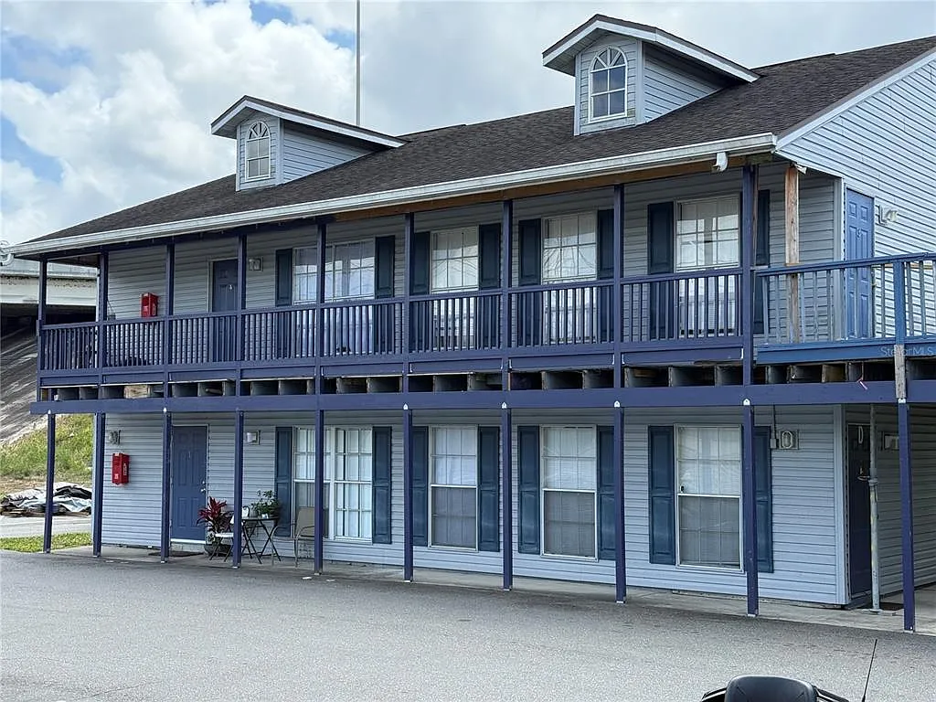 Building Photo - 313 Dirksen Dr #4