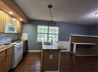976 Hulaco Rd, Arab, AL 35016