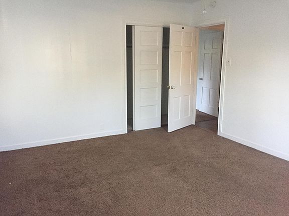 4th image of 321 Norton St