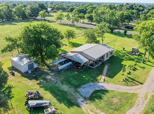 21915 Grimes St, Bedias, TX 77831