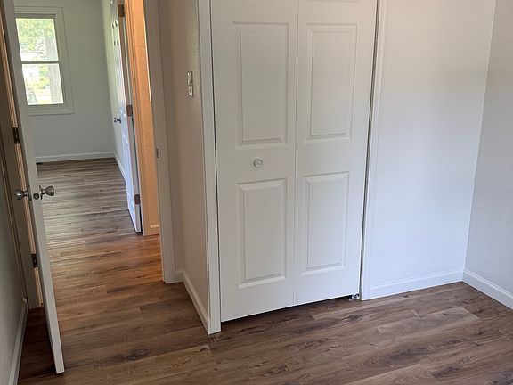 4th image of 8513 Horton Ave