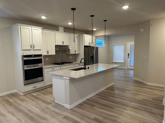 5th image of 5204 87th Ave NE