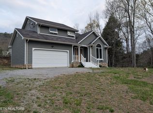 286 Tiwani Ridge Rd, Middlesboro, KY 40965