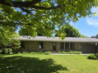 633 Westchester Dr, Caro, MI 48723