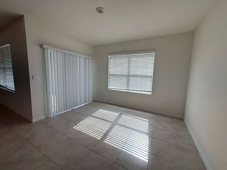 1344 Sugarwood St — Photo 8