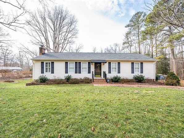 9239 Derwent Dr, Mechanicsville, VA 23116