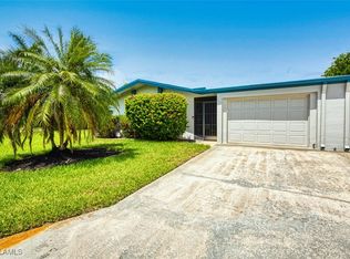 5554 Hamlet Ln, Fort Myers, FL 33919