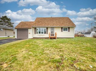 107 Yorkshire Rd, Hoyt Lakes, MN 55750