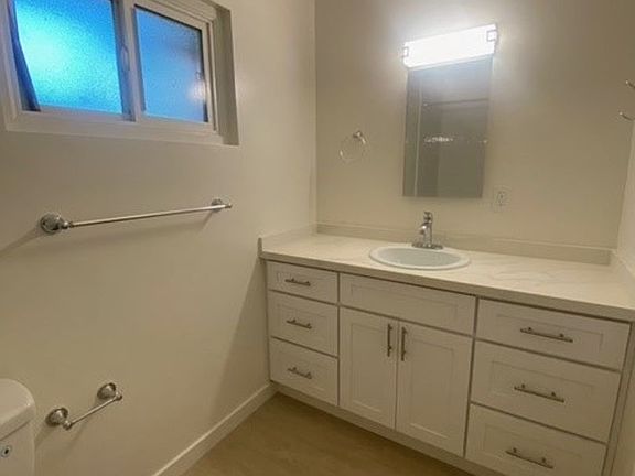 4th image of 11628 Gurley Ave #21