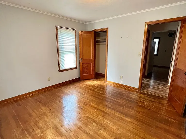 73 Robert St — Photo 12