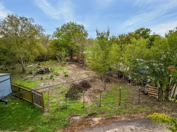 324 Knox Dr, Buda, TX 78610