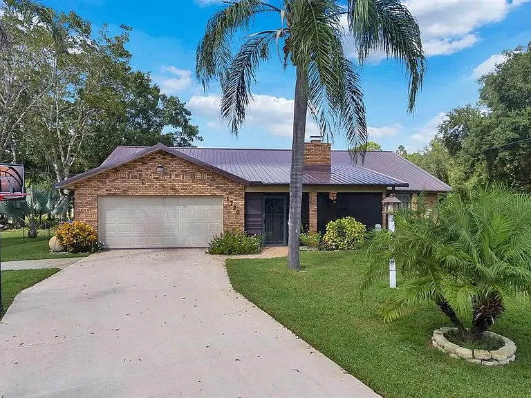 1730 Edna Dr — Photo 2