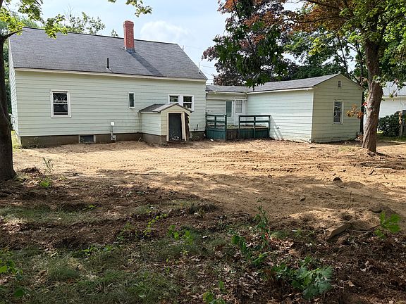 5th image of 240 Granite Street