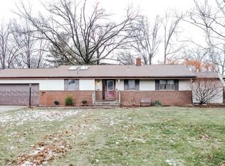 147 Vinewood Dr, Avon Lake, OH 44012