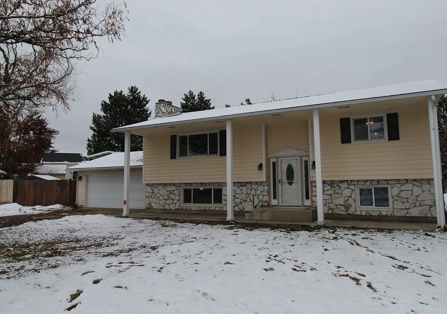 11910 N. Howard Ct. Spokane, WA 99218 — Photo 2