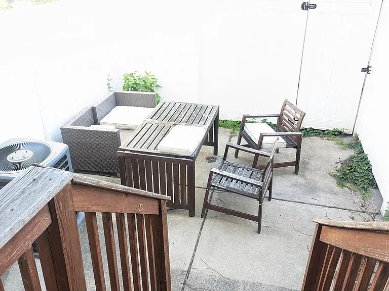 608 McKean St — Photo 13