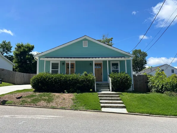 14 Sixth St, 14 6th St #A, Newnan, GA 30263