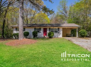 786 Robin Dr SE, Conyers, GA 30094
