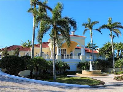 4833 Hampshire Ct APT 104, Naples, FL, 34112