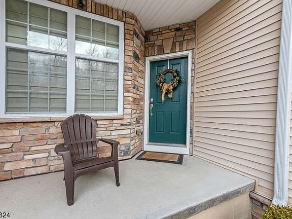 2nd image of 17 Lamerson Cir