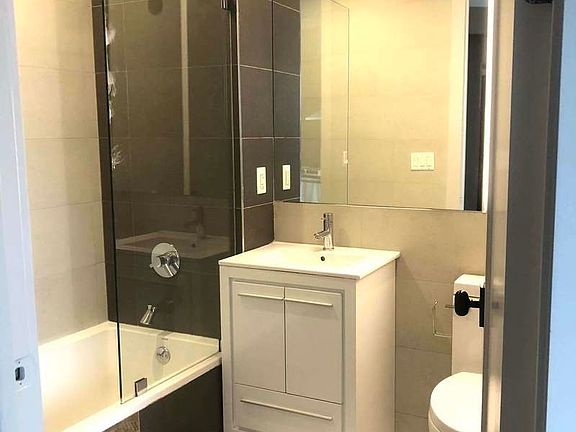 5th image of 73 N Henry St APT 1