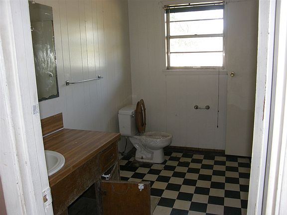 5th image of 3815 County Road 194d
