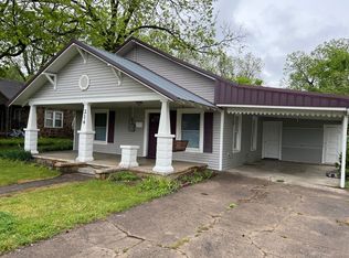 214 W Shawnee St, Tahlequah, OK 74464